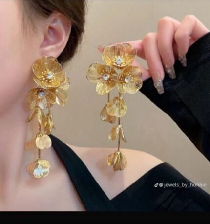 Ladies Jewelries