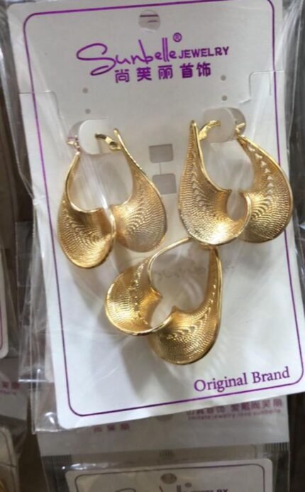 Ladies Jewelries