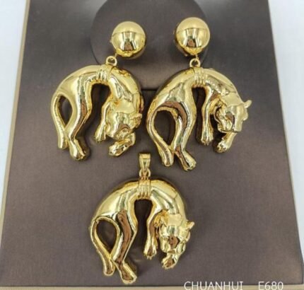 Ladies Jewelries