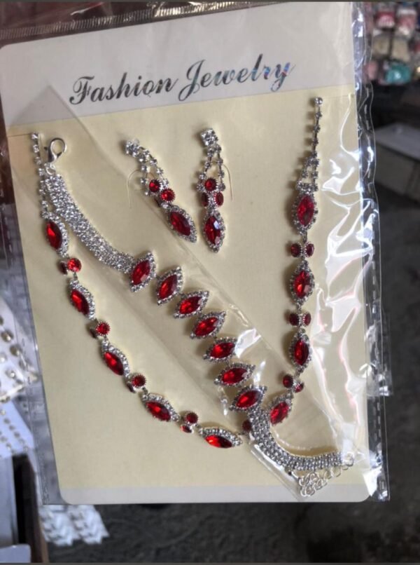 Ladies Jewelries