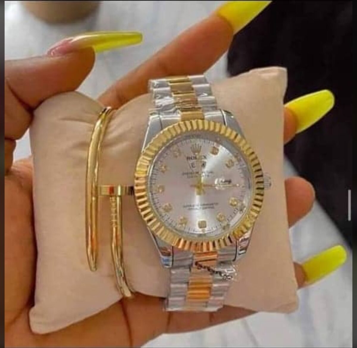 Ladies Jewelries - Image 1